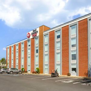 Best Western Plus Beckley Inn
